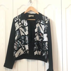Blk/Wht/Sil Sequin front Jacket
